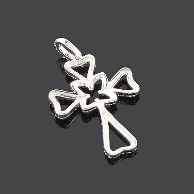 14K White Gold Unique Diamond Cross Pendant 0.34ct 4 14K White Gold Unique Diamond Cross Pendant 0.34ct - Image 2