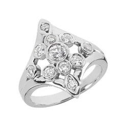18K White Gold Right Hand Ladies Diamond Ring 0.85ct