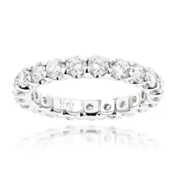 Thin 18K White Gold Round Diamond Eternity Band 2.20ct